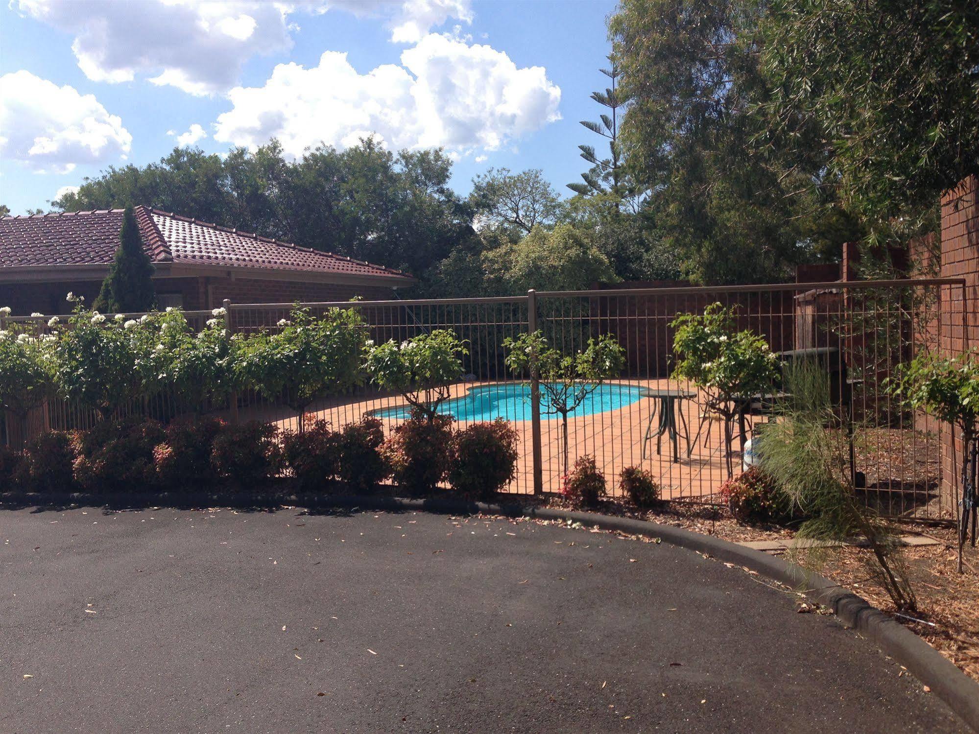 Nunawading Motor Inn Exterior foto